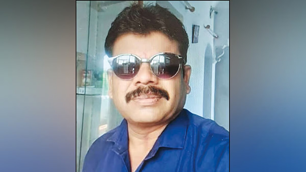 போக்சோ வழக்கில் கைதான ஆசிரியர் காவல் கண்காணிப்பாளர் அலுவலக மாடியில் இருந்து குதித்து தற்கொலை!